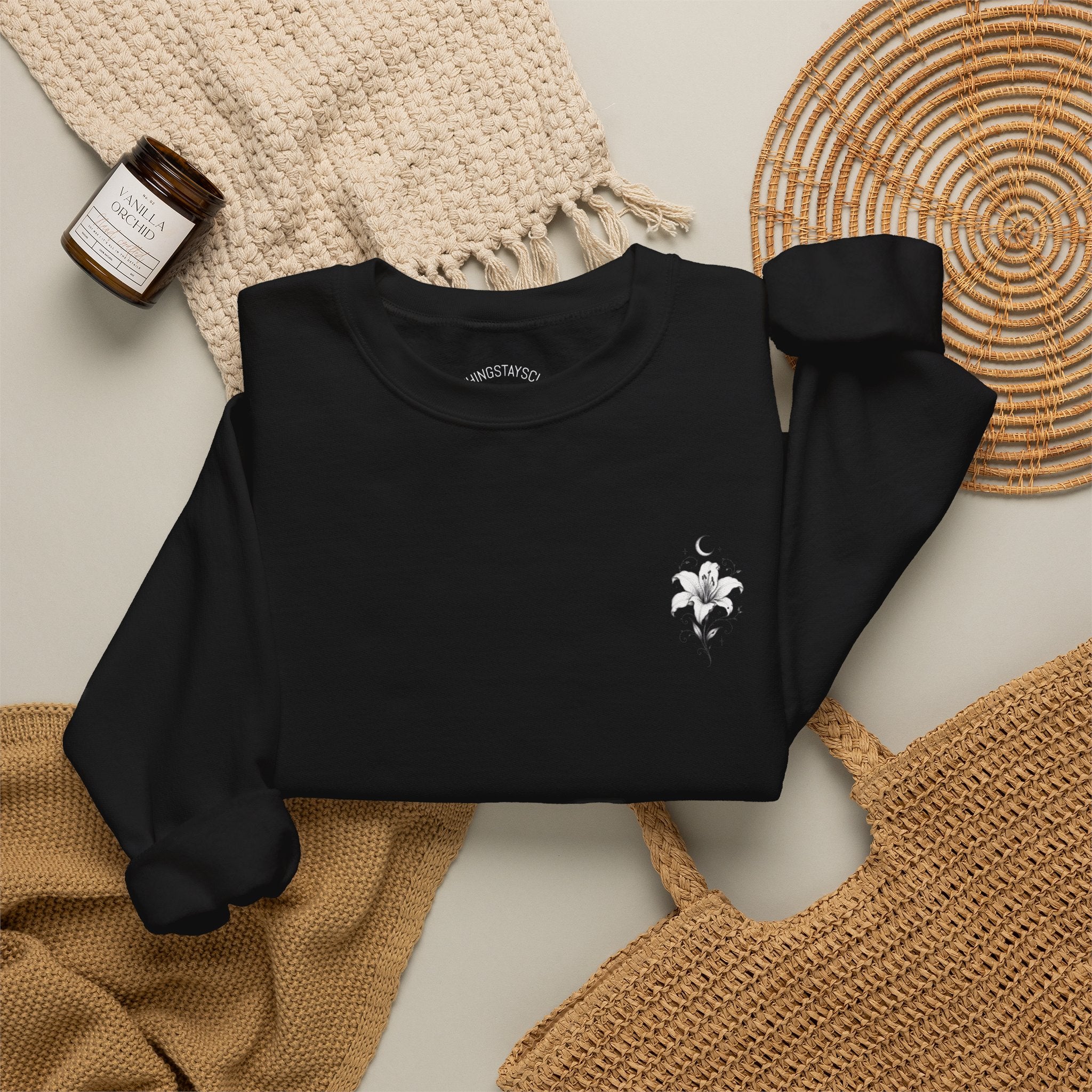 Minimal Floral Crewneck Sweatshirt